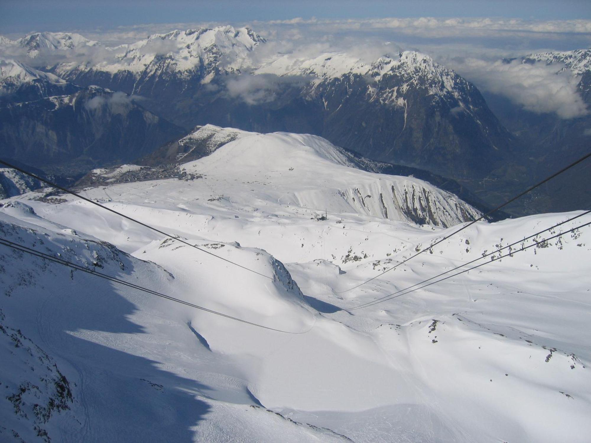 Hotel Le Dome Alpe d'Huez Luaran gambar