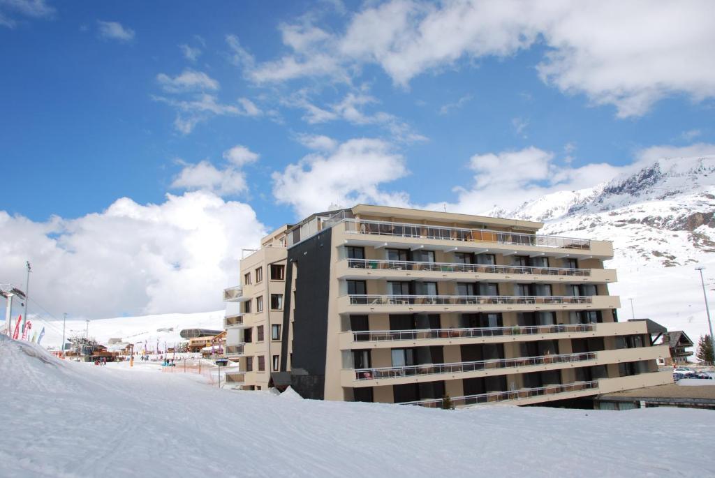 Hotel Le Dome Alpe d'Huez Luaran gambar
